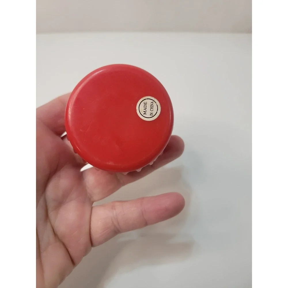 1998‎ Coca Cola Yo Yo Bottle Cap Collectible Toy Red